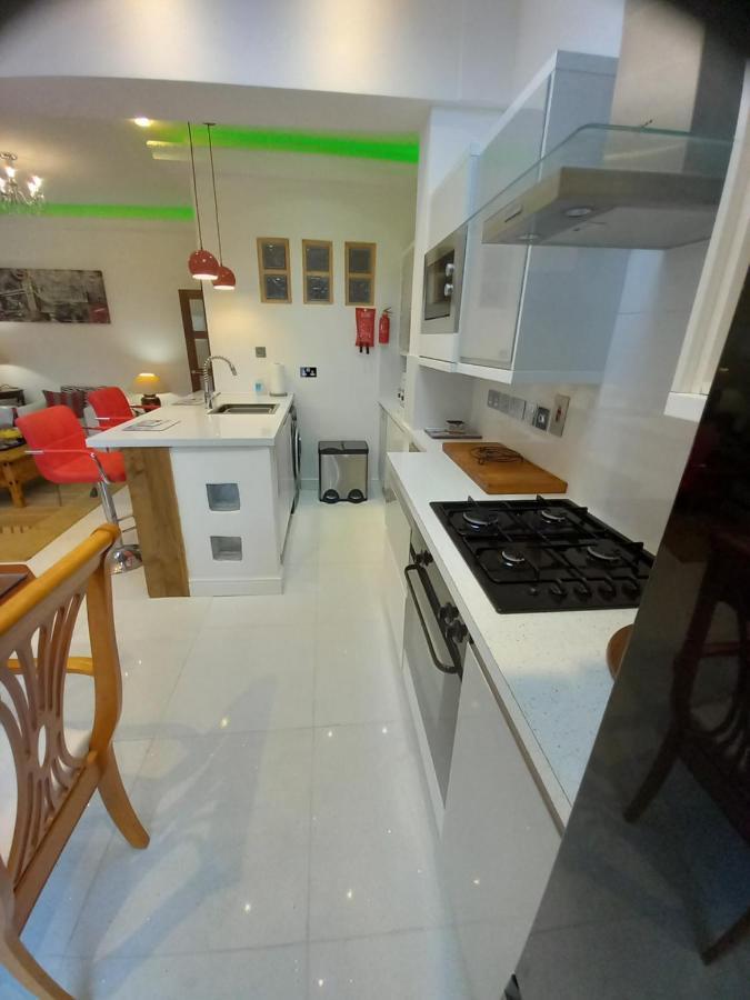 Luxury Holiday Home, Near Beach Southend-on-Sea Dış mekan fotoğraf